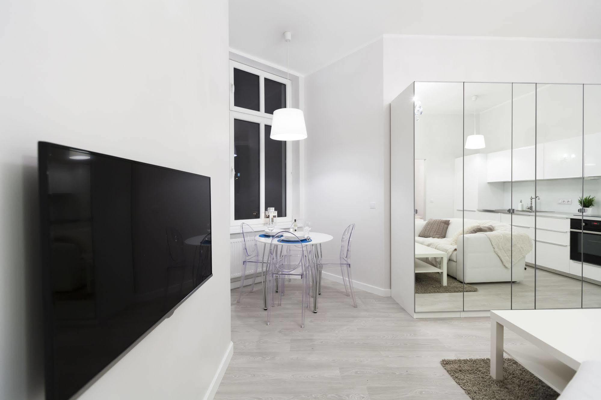 Homewell Apartments Stara Piekarnia Познань Экстерьер фото