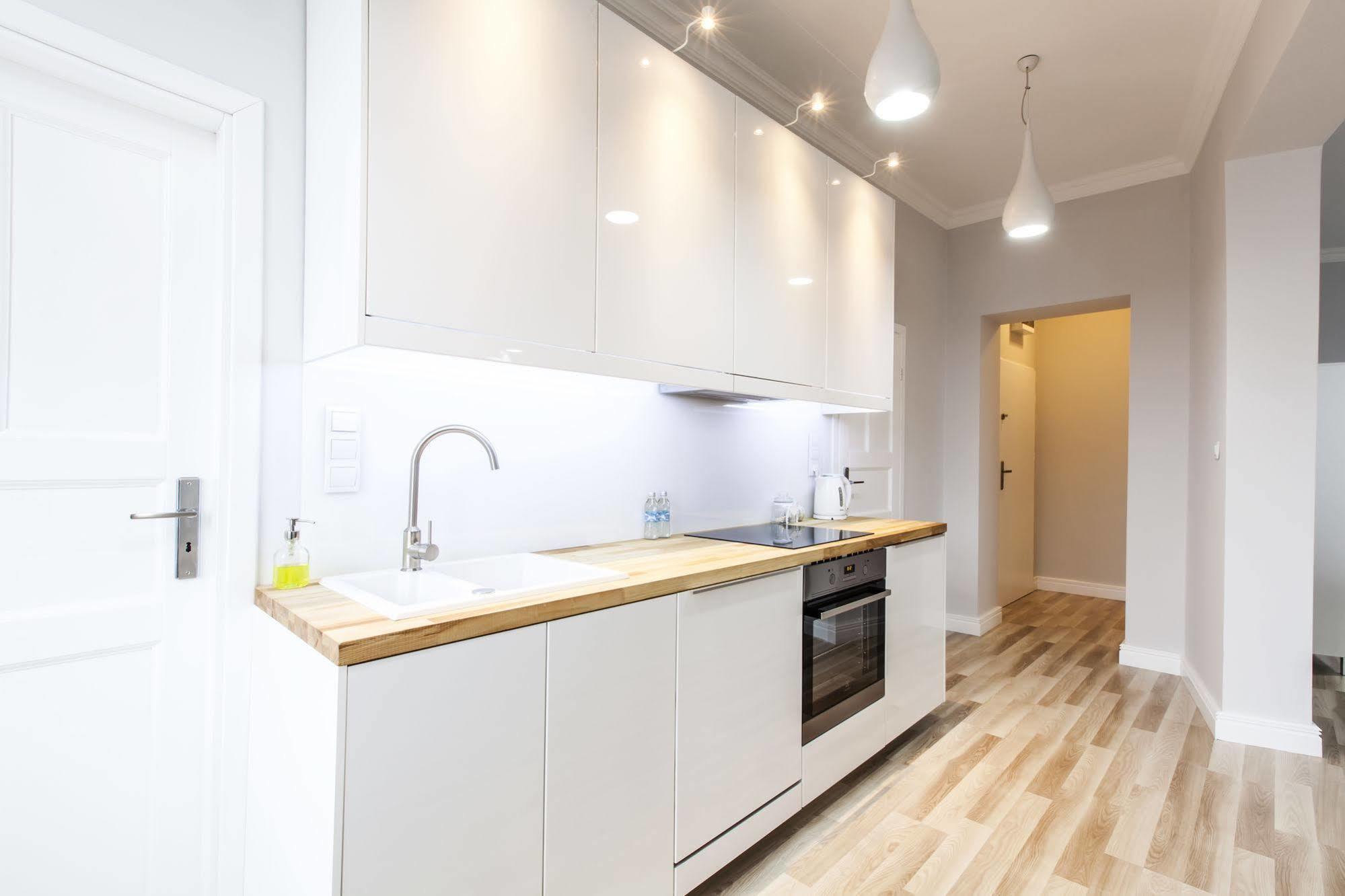 Homewell Apartments Stara Piekarnia Познань Экстерьер фото